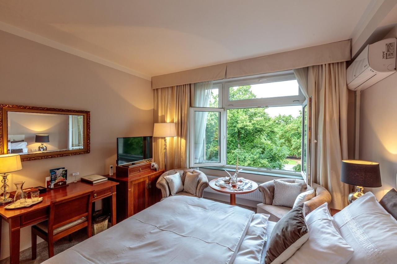 Solitaire Podebrady Bagian luar foto